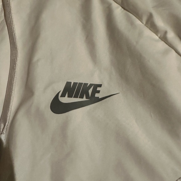 Nike Running Jacket - Picture 5 of 12